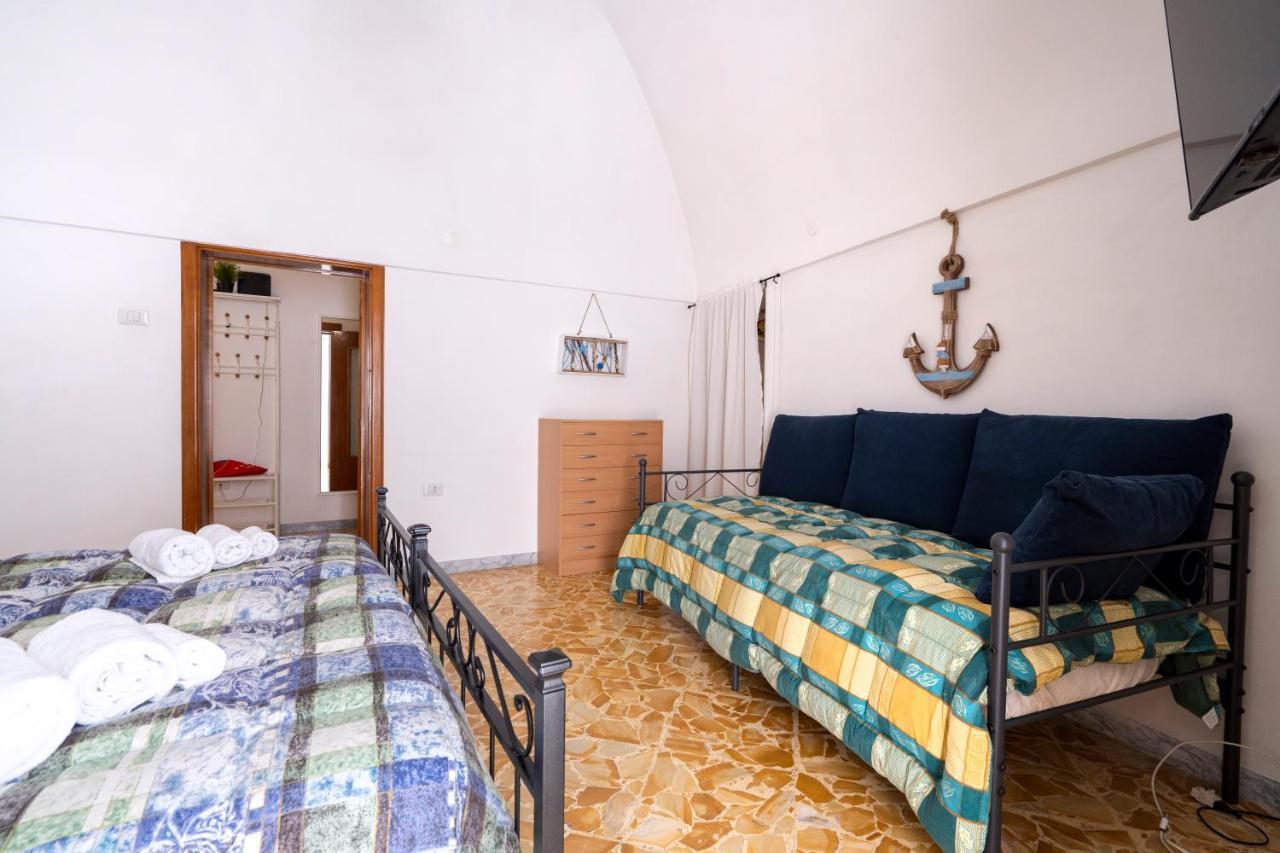Vico II Terrace Apartment A Step From Piazza Roma Мартина-Франка Экстерьер фото
