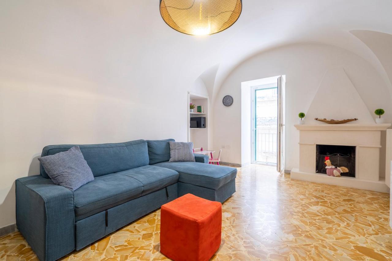 Vico II Terrace Apartment A Step From Piazza Roma Мартина-Франка Экстерьер фото